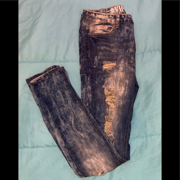 Distressed Skinny Jeans - Picture 2 of 2